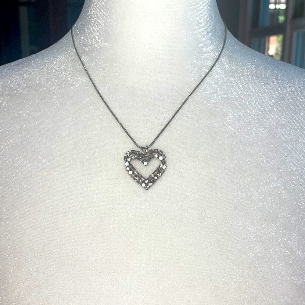 Beautiful Gem Double Heart Short Chain Necklace